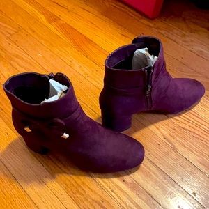 Maroon, suede, ankle boots by Kelly and Katie. Size 7.5